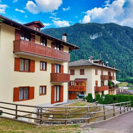 Casa Molini Apartment Male Bagian luar foto