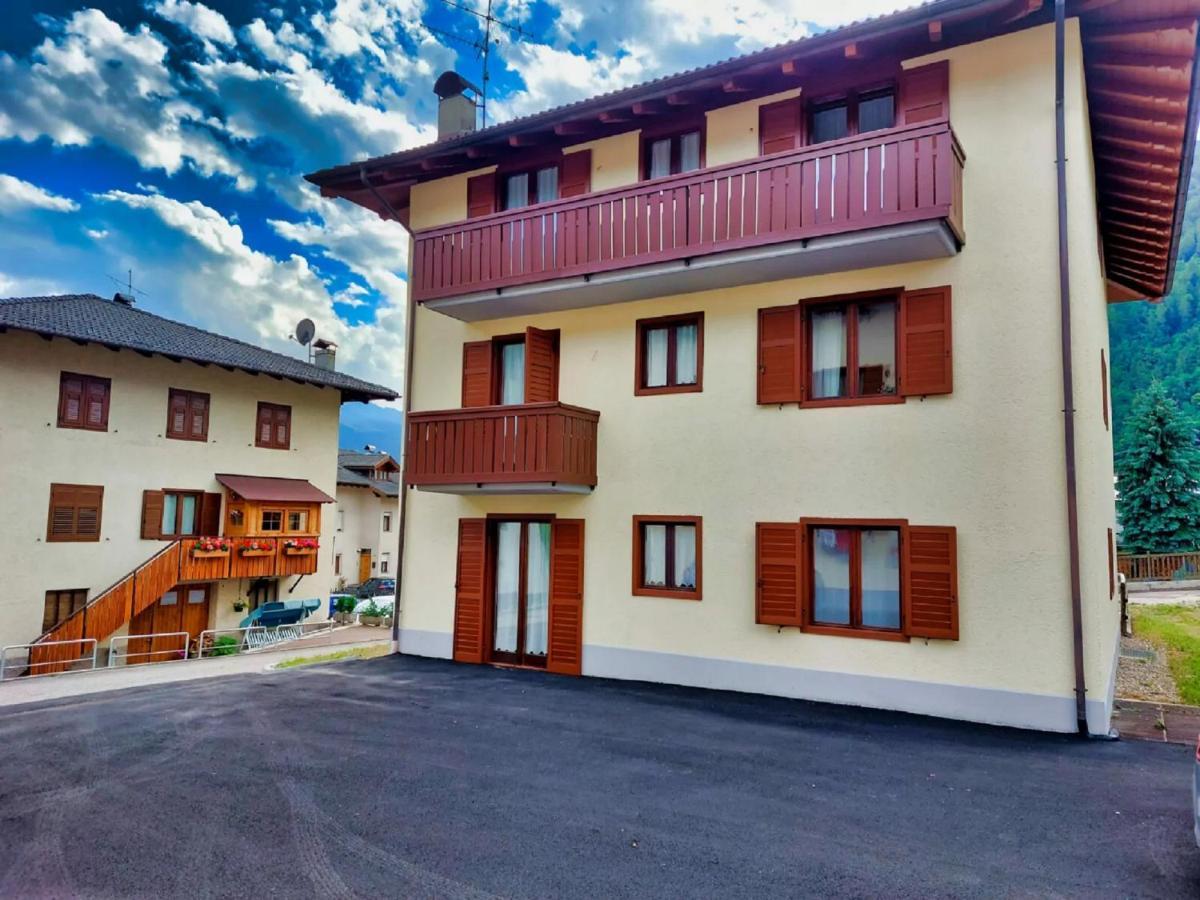 Casa Molini Apartment Male Bagian luar foto